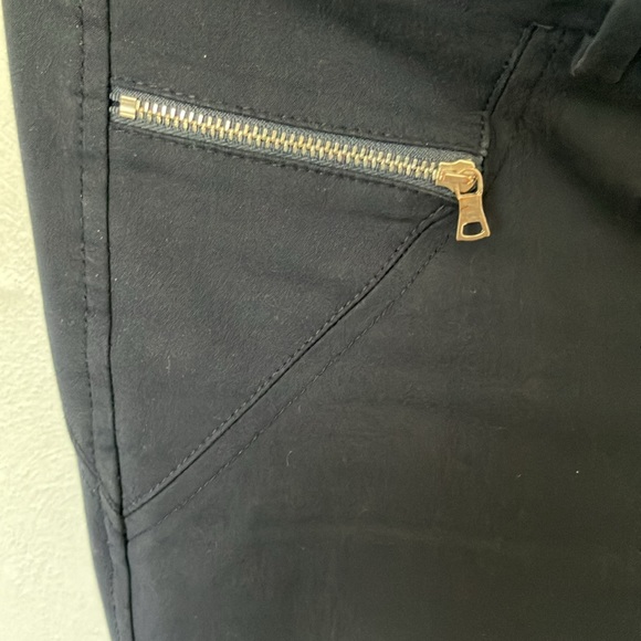 Pants - Picture 4 of 4